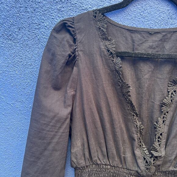 black cotton eyelet neckline dress - Picture 3 of 7